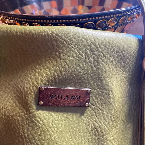 Matt & Nat large green purse without wear - Picture 2 of 5